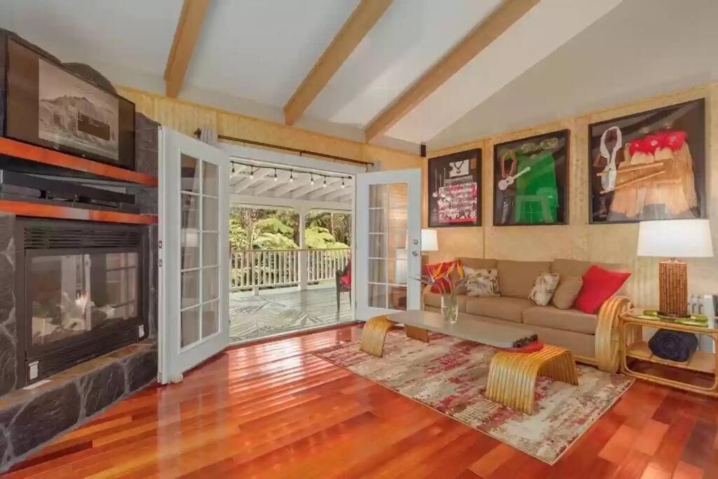 Hau'Oli Place Tiki Cottage In Volcano Dış mekan fotoğraf