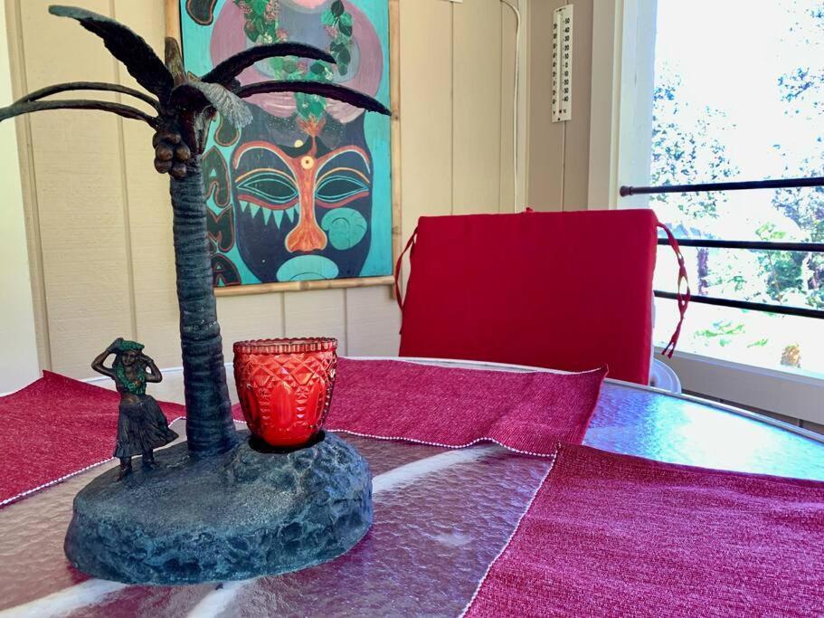 Hau'Oli Place Tiki Cottage In Volcano Dış mekan fotoğraf